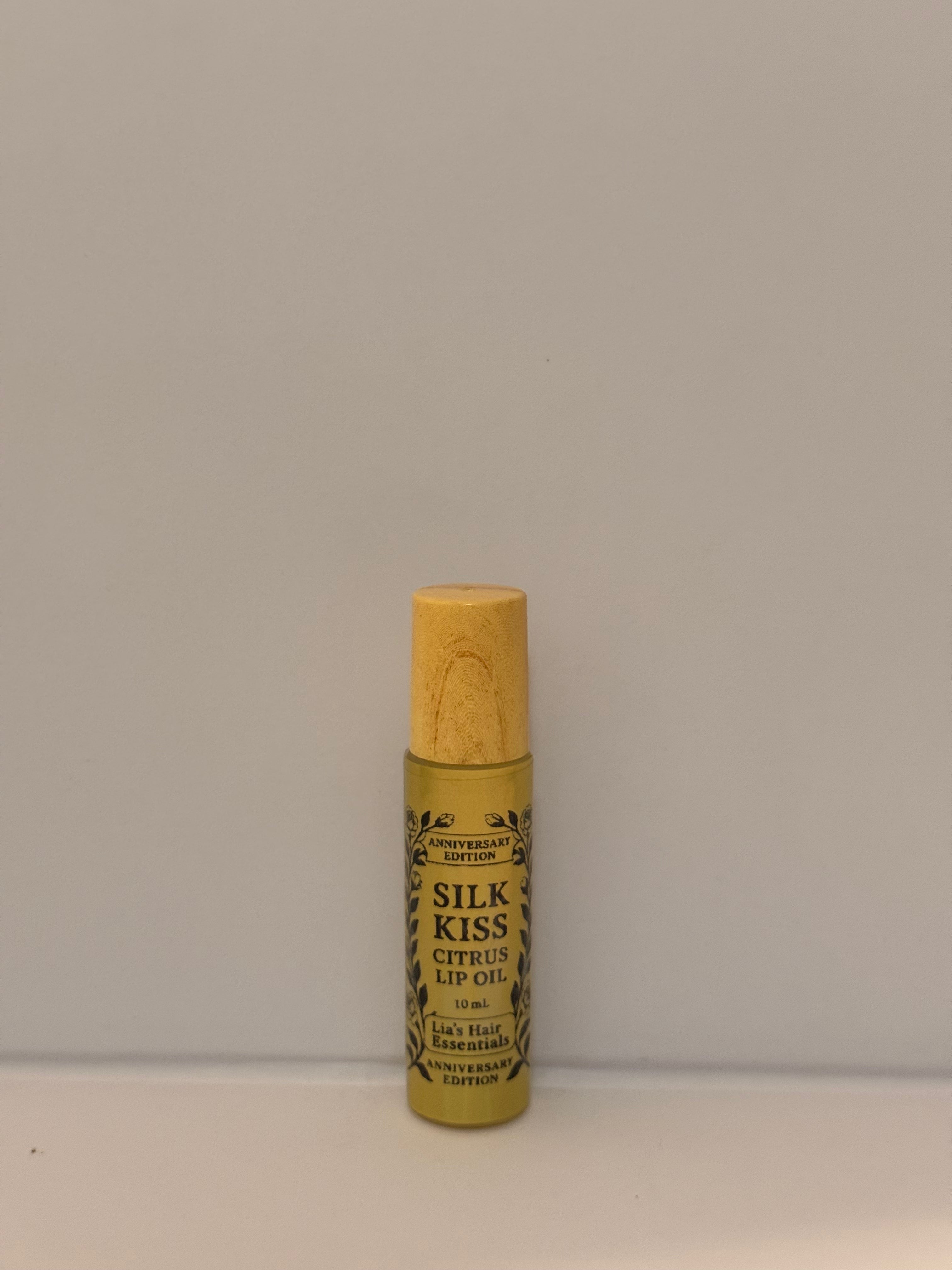 Lia’s Anniversary Signature Growth & Hydration Bundle